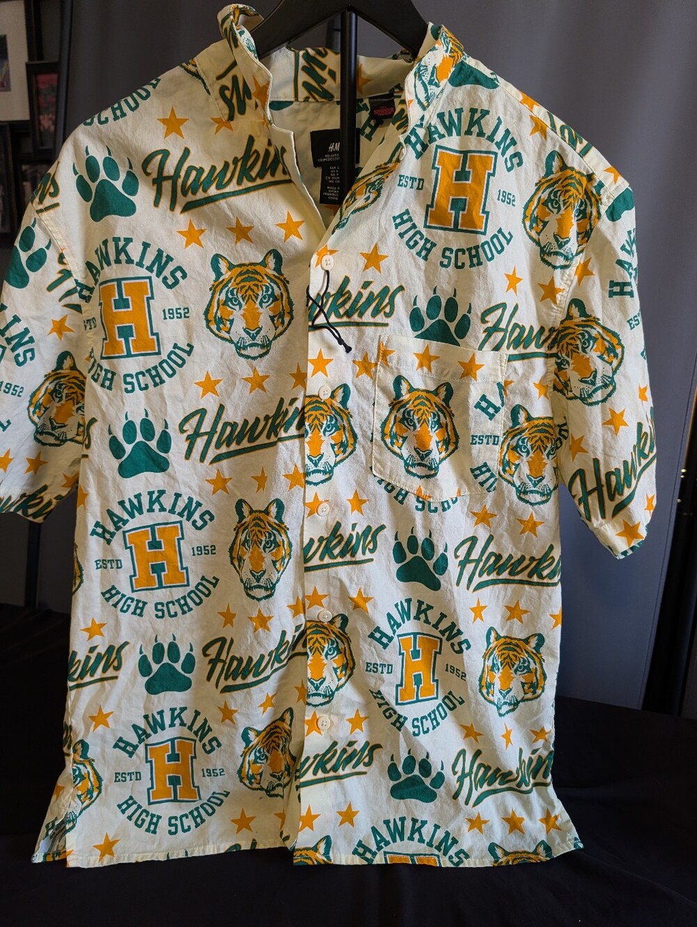 Stranger Things Hawkins High School Tiger Print Button Up Shirt H&M Small